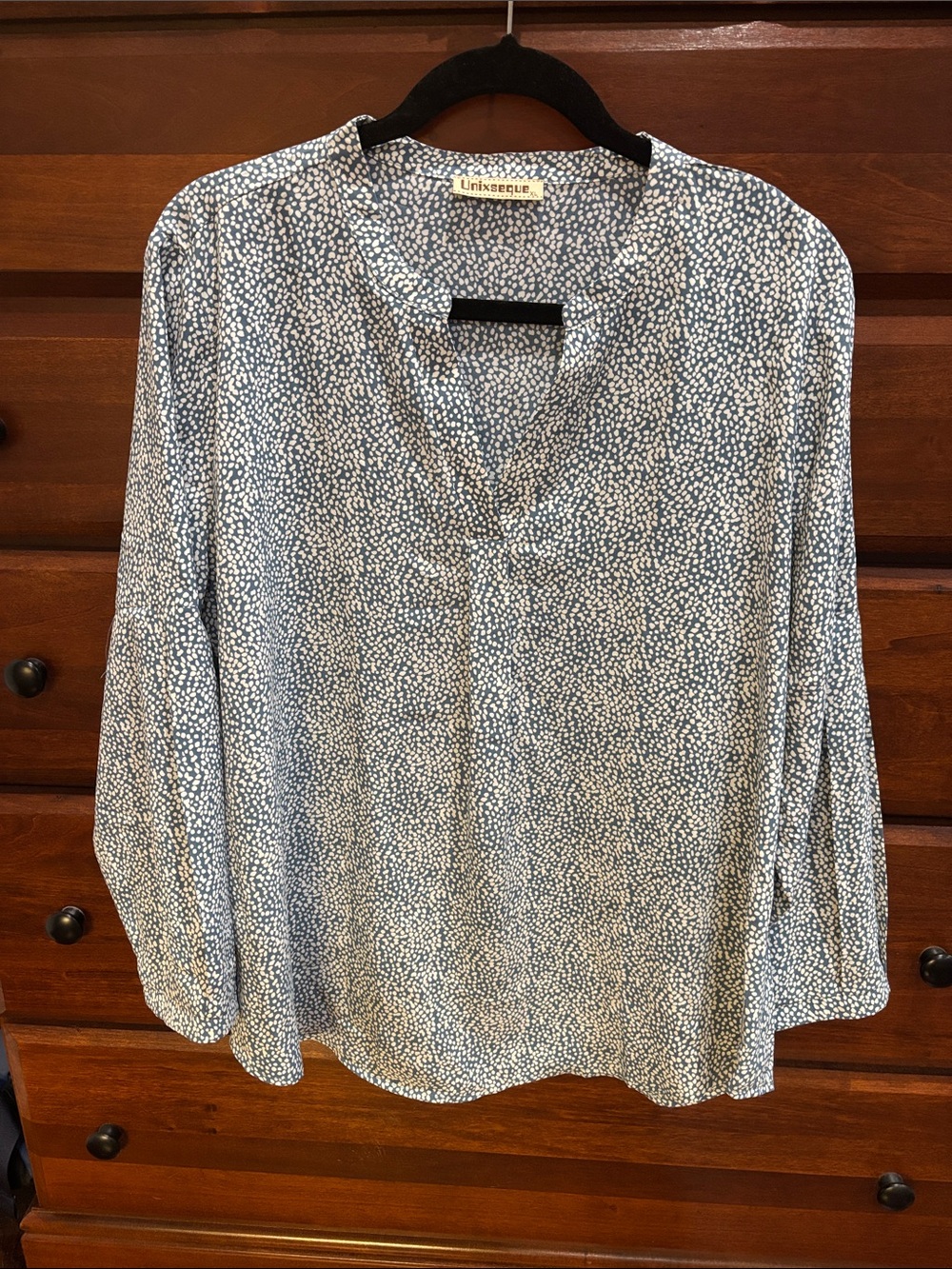 Universal Thread Blue Printed Notch-Neck Blouse